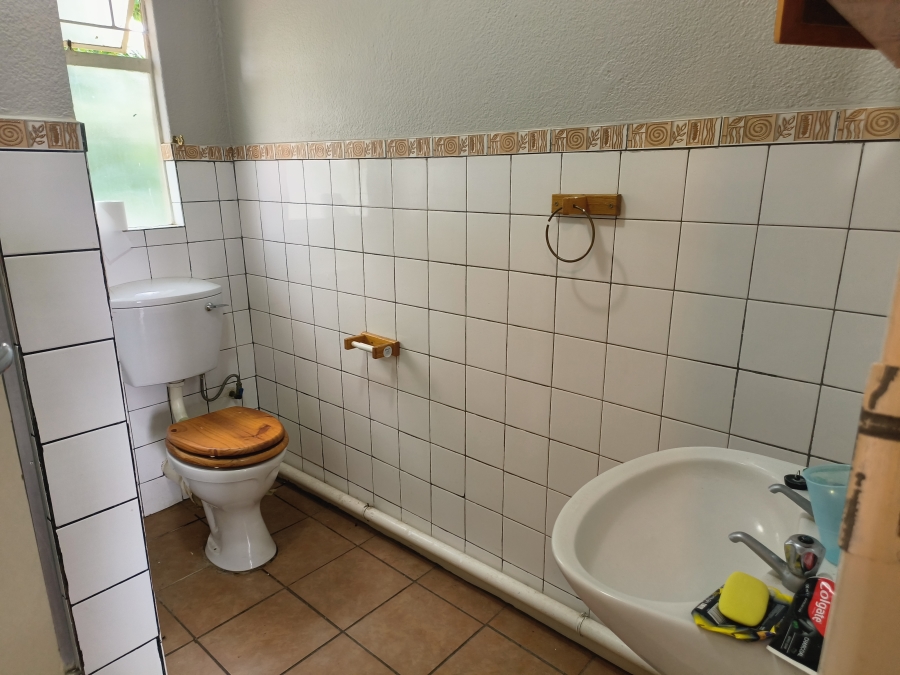 3 Bedroom Property for Sale in Kannoniers Park North West